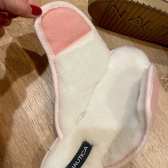 Nautica Women's Blush and Cream Slippers - Picture 5 of 5